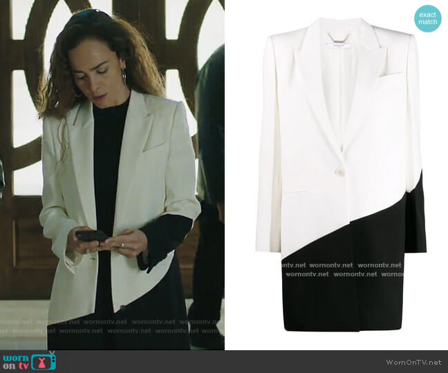 Givenchy Two-Tone Coat worn by Teresa Mendoza (Alice Braga) on Queen of the South
