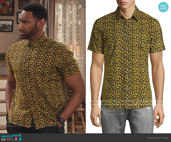 John Varvatos Doug Regular-Fit Floral Shirt worn by Moz McKellan (Anthony Alabi) on Family Reunion