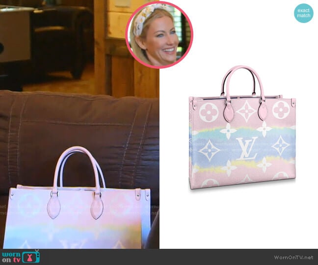 Louis Vuitton Escale OnTheGo GM Tote worn by Stephanie Hollman on The Real Housewives of Dallas