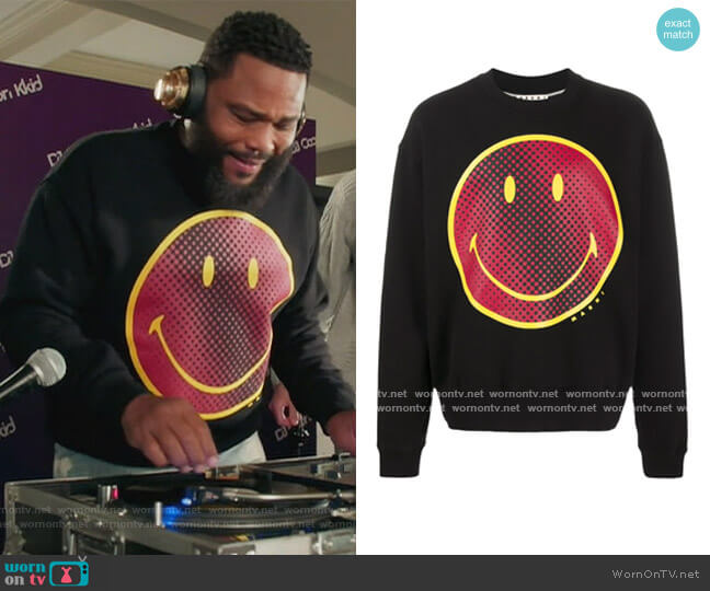 Marni Smile-Print Sweatshirt worn by Andre Johnson (Anthony Anderson) on Black-ish