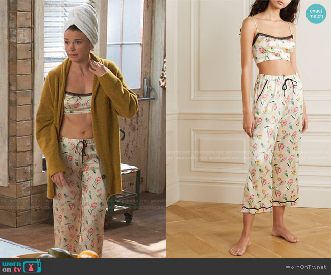 Morgan Lane Noelle Petal Floral-Print Silk-Blend Satin Pajama Set worn by Liza Miller (Sutton Foster) on Younger