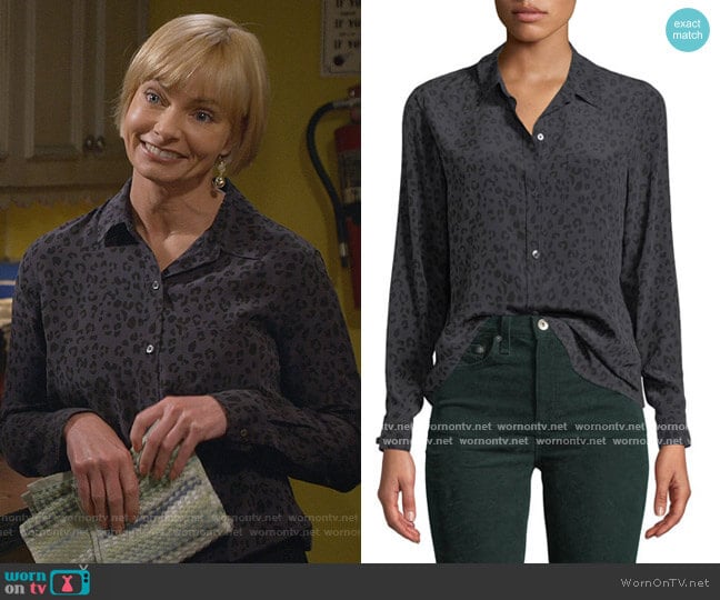 Rails Kate Leopard-Print Silk Button-Down Top worn by Jill Kendall (Jaime Pressly) on Mom