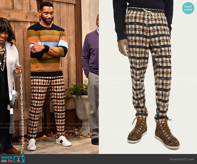 Scotch & Soda Checked Sweatpants worn by Moz McKellan (Anthony Alabi) on Family Reunion