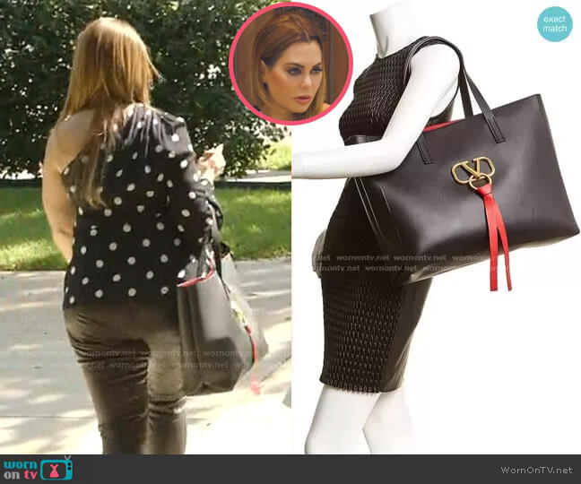 Valentino V-Ring Large Tote worn by D’Andra Simmons on The Real Housewives of Dallas
