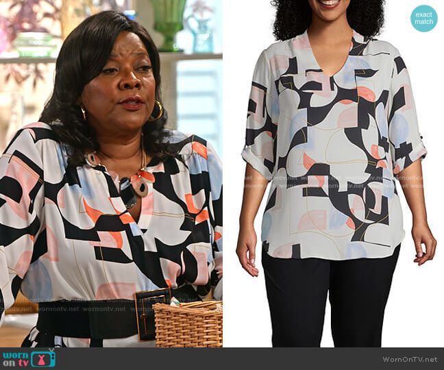 Worthington 3/4 Sleeve Pleat Neck Blouse Plus Size worn by MDear (Loretta Devine) on Family Reunion