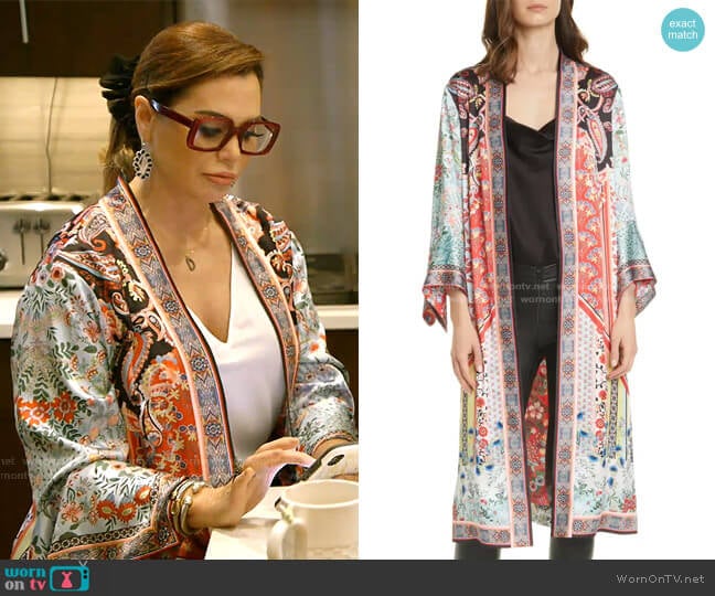 Alice + Olivia Lynn Reversible Duster worn by D’Andra Simmons on The Real Housewives of Dallas