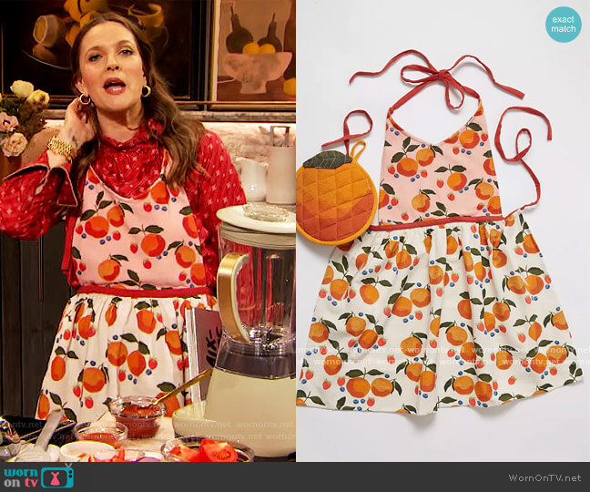 Anthropologie Casa Fruita Pot Holder & Apron Set worn by Drew Barrymore on The Drew Barrymore Show