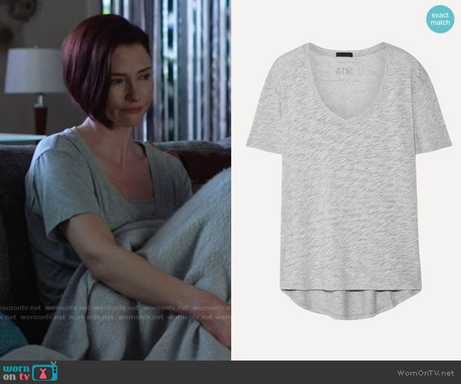 ATM Anthony Thomas Melillo Boyfriend Slub Tee worn by Alex Danvers (Chyler Leigh) on Supergirl