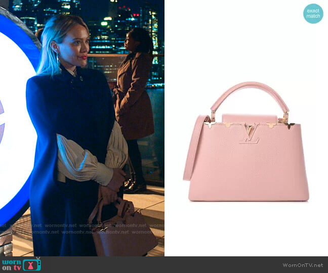 Louis Vuitton Taurillon Embellished Capucines PM Magnolia worn by Kelsey Peters (Hilary Duff) on Younger