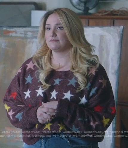 Davia’s star cropped sweater on Good Trouble