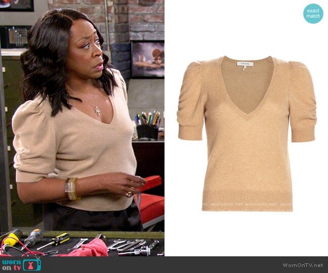 Frame Frankie Sweater in Caramel Heather worn by Tina Butler (Tichina Arnold) on The Neighborhood