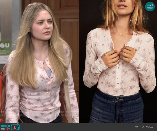 Free People One Of The Girls Printed Henley in Light Pink Combo worn by Faith Newman (Reylynn Caster) on The Young and the Restless