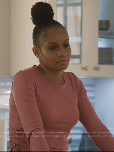 Simone’s pink ruched sides top on All American