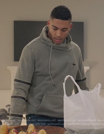 Jordan’s gray sleeve stripe hoodie on All American