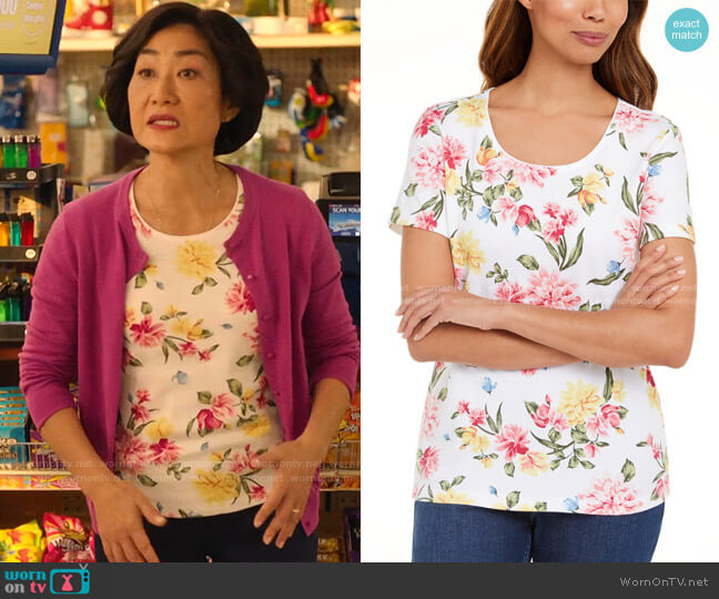 Karen Scott Floral-Print T-Shirt worn by Mrs Kim (Jean Yoon) on Kims Convenience