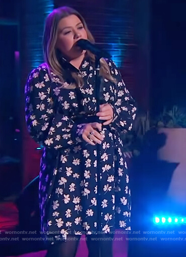 Kelly’s black floral print dress on The Kelly Clarkson Show