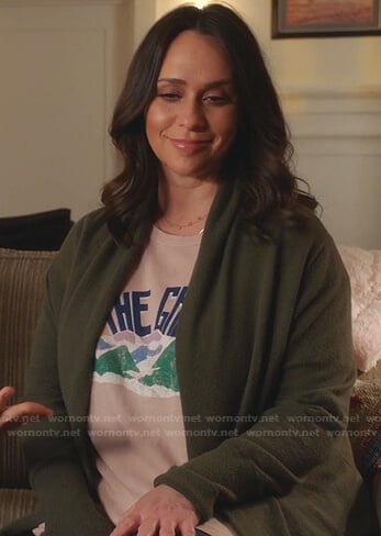 Maddie’s pink The Great print tee on 9-1-1