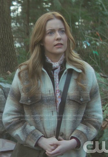 Nancy’s plaid oversized flannel shirt on Nancy Drew