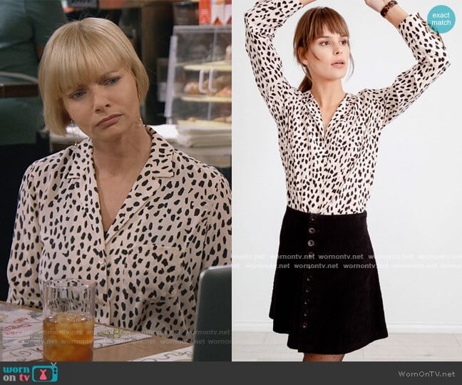 Rails Rebel Blouse worn by Jill Kendall (Jaime Pressly) on Mom