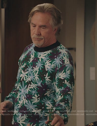 Rick’s floral print sweatshirt on Kenan