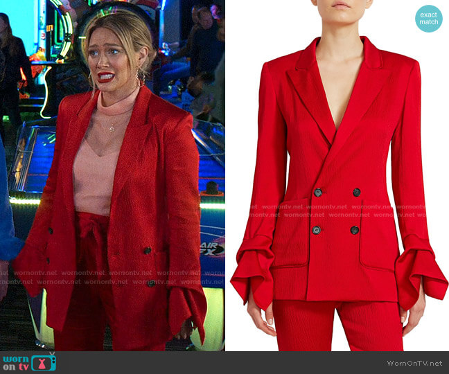 Roland Mouret Nobleman Stretch-Silk Ruffle-Cuff Blazer worn by Kelsey Peters (Hilary Duff) on Younger