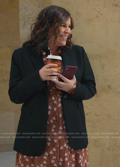 Sara’s brown floral print shirtdress on All Rise