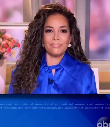 Sunny’s blue satin shirt on The View