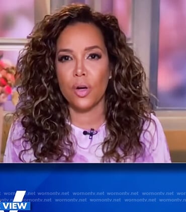 Sunny’s pink tie dye top on The View