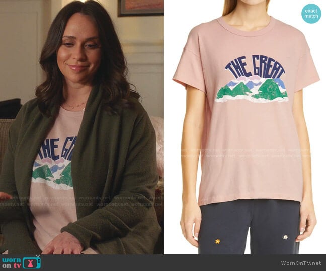 The Great Mountain Side The Boxy Crew Graphic Tee worn by Maddie Kendall (Jennifer Love Hewitt) on 9-1-1