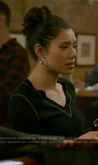 Violet’s black v-neck sweater on Chicago Fire