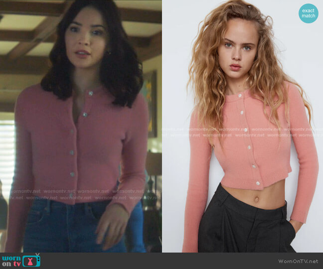 Zara Jewel Button Jacket worn by Bess (Maddison Jaizani) on Nancy Drew