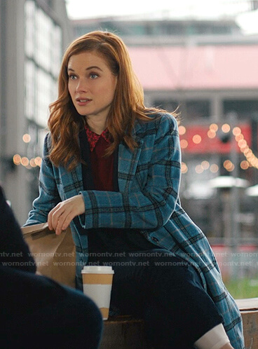 Zoey’s blue plaid coat on Zoeys Extraordinary Playlist