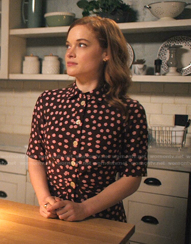 Zoey’s brown dotted shirtdress on Zoeys Extraordinary Playlist