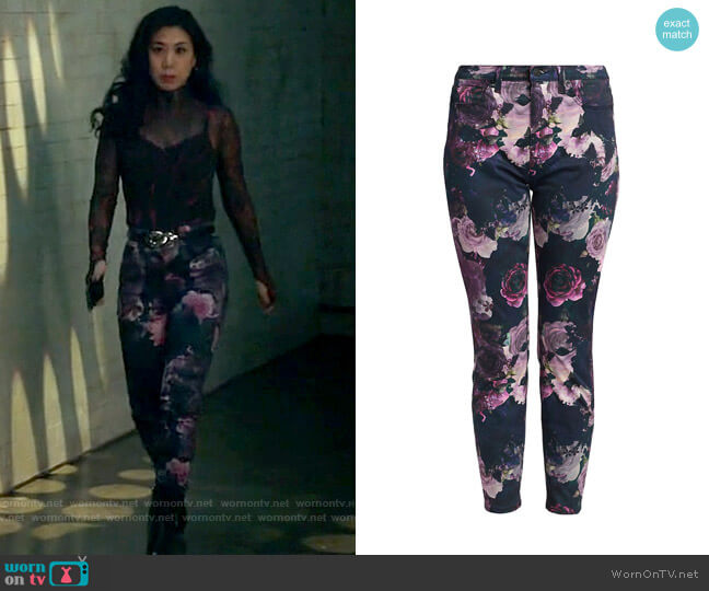 7 For All Mankind High-Rise Floral Ankle Skinny in Moody Floral worn by Melody Bayani (Liza Lapira) on The Equalizer
