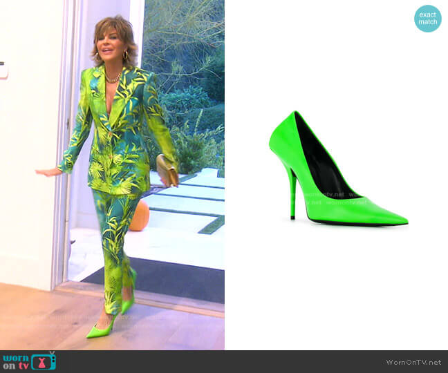 Balenciaga Square Knife Pumps worn by Lisa Rinna on The Real Housewives of Beverly Hills