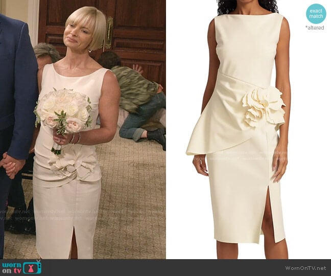 Chiara Boni La Petite Robe Oksana Floral Applique Sheath Dress worn by Jill Kendall (Jaime Pressly) on Mom