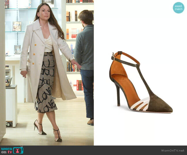 Malone Souliers Ila Pump in Green Suede worn by Liza Miller (Sutton Foster) on Younger