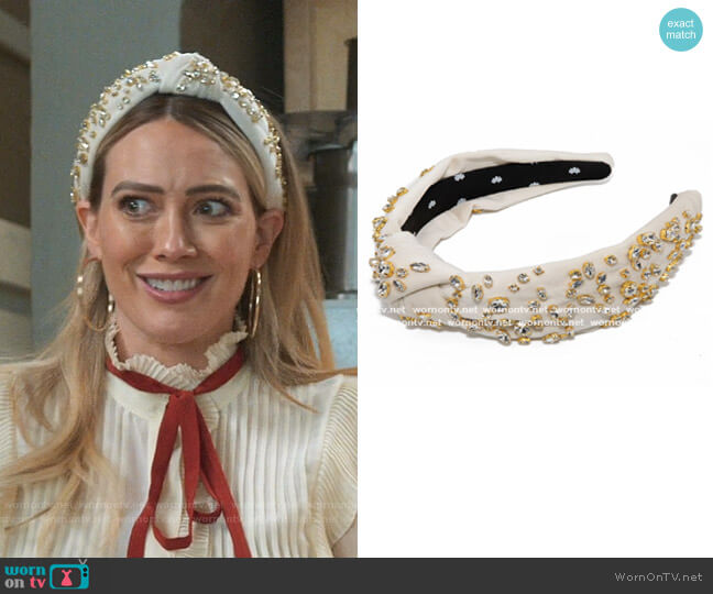 Lele Sadoughi Mixed Crystal Headband worn by Kelsey Peters (Hilary Duff) on Younger