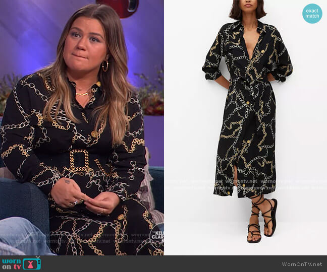 Mango Chain Print Dress worn by Kelly Clarkson on The Kelly Clarkson Show