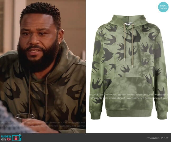 McQ Swallow Bird Print Hoodie worn by Andre Johnson (Anthony Anderson) on Black-ish