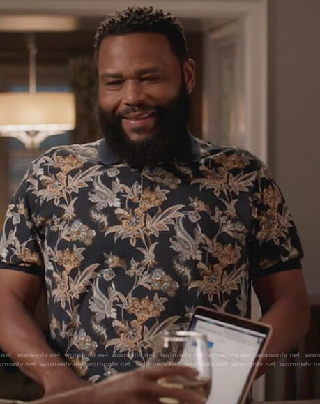 Andre’s black floral print polo on Black-ish