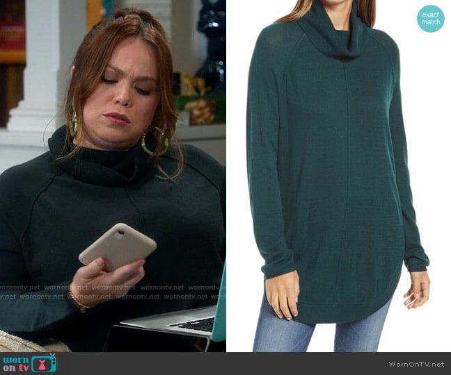 Caslon Turtleneck Tunic Sweater worn by Kristin Baxter (Amanda Fuller) on Last Man Standing