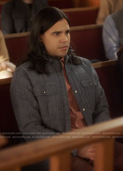 Cisco’s blue quilted shirt on The Flash