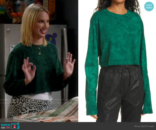 Cotton Citizen Tokyo Tie Dye Crop Tee in Hunter Crystal worn by Mandy Baxter (Molly McCook) on Last Man Standing