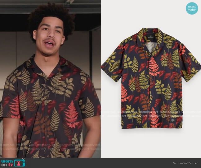 Scotch and Soda Hawaiian shirt in Combo A worn by Andre Johnson Jr (Marcus Scribner) on Black-ish