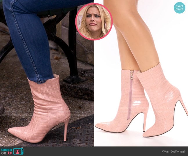 Fashion Nova Crocodile Tears Heeled Boots worn by Summer Dutkowsky (Busy Philipps) on Girls5eva