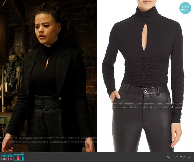 Frame Felicity Keyhole Top worn by Maggie Vera (Sarah Jeffery) on Charmed