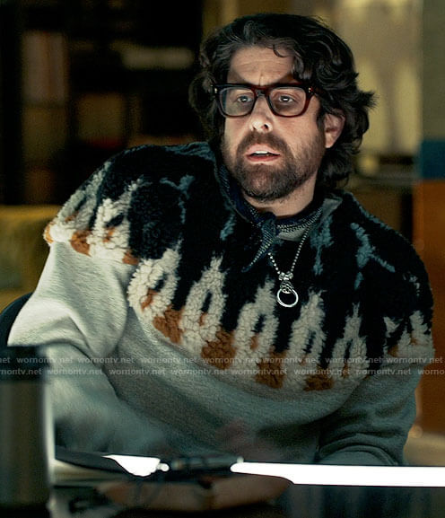 Harry’s fur detail sweater on The Equalizer