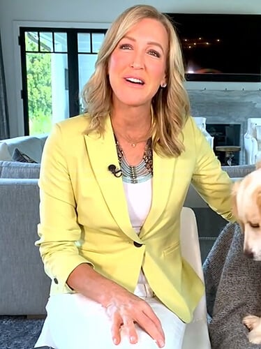 Lara’s yellow blazer on Good Morning America