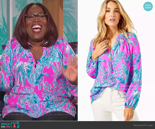 Lilly Pultzer Elsa Silk Top worn by Sheryl Underwood on The Talk